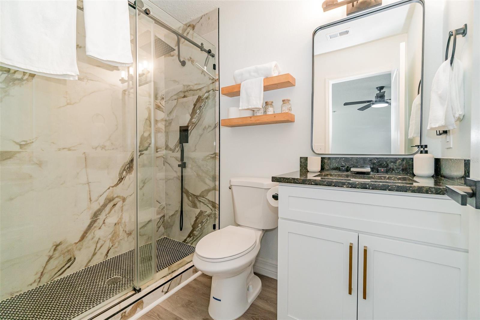 701 GRANT AVE, MOUNT DORA, FL, 32757