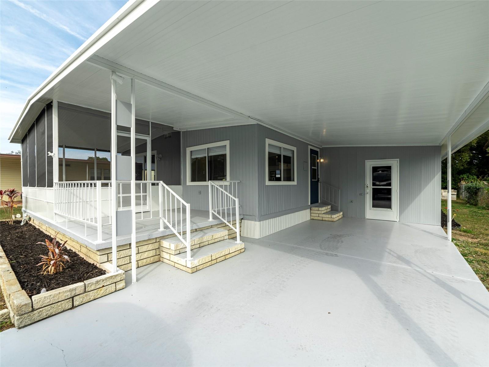 36905 KAY AVE, ZEPHYRHILLS, FL, 33542