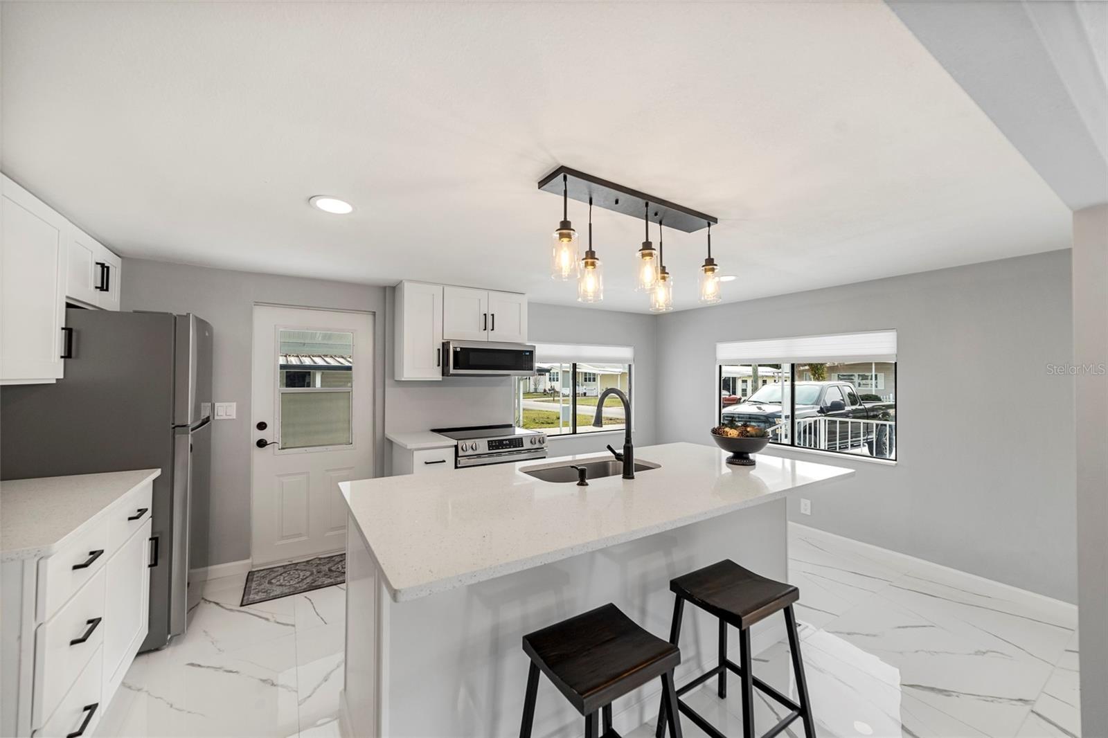 36905 KAY AVE, ZEPHYRHILLS, FL, 33542