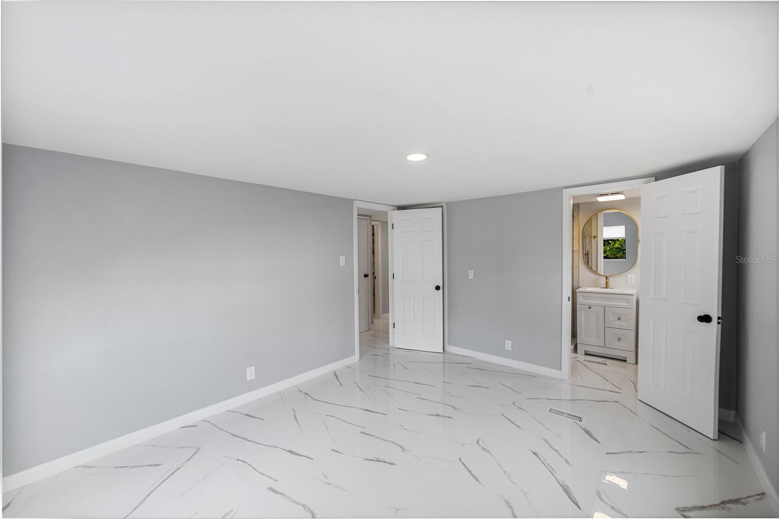 36905 KAY AVE, ZEPHYRHILLS, FL, 33542