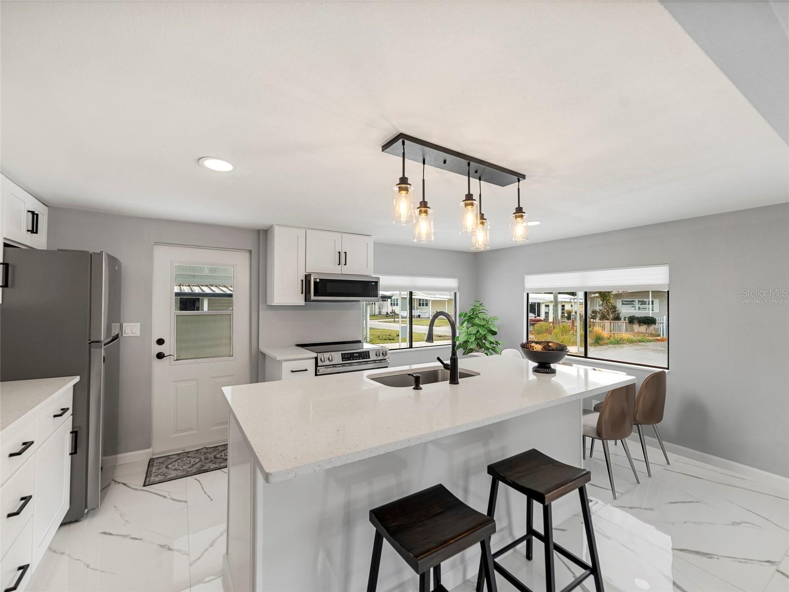 36905 KAY AVE, ZEPHYRHILLS, FL, 33542