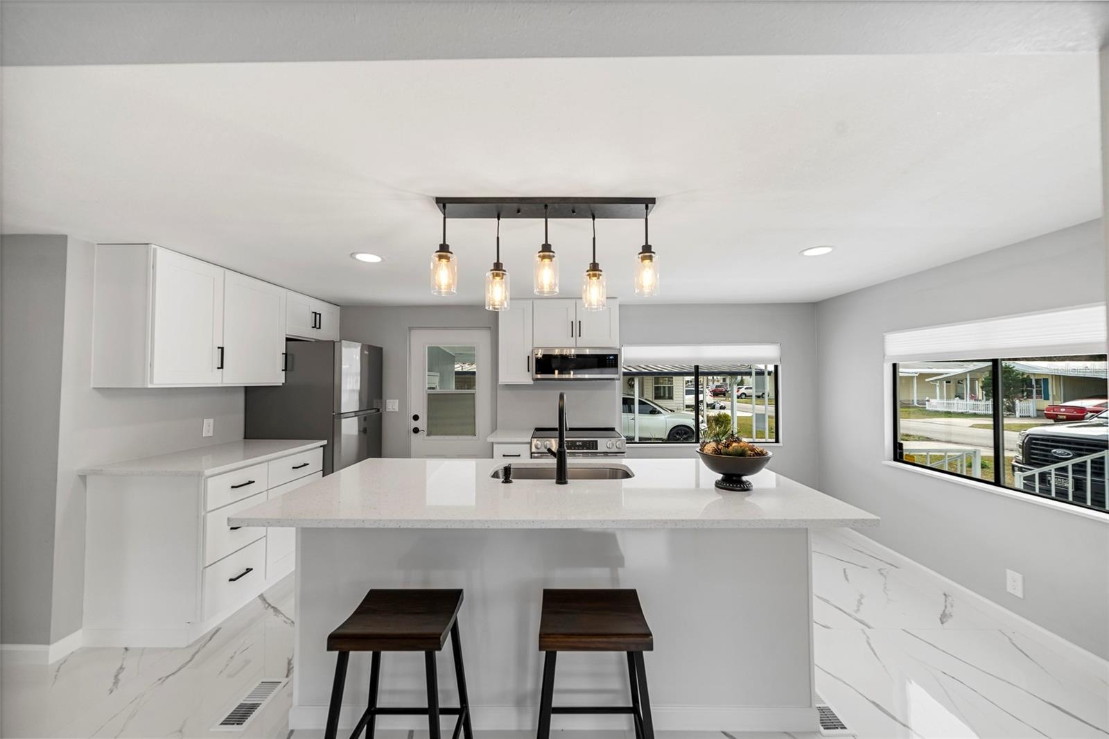 36905 KAY AVE, ZEPHYRHILLS, FL, 33542