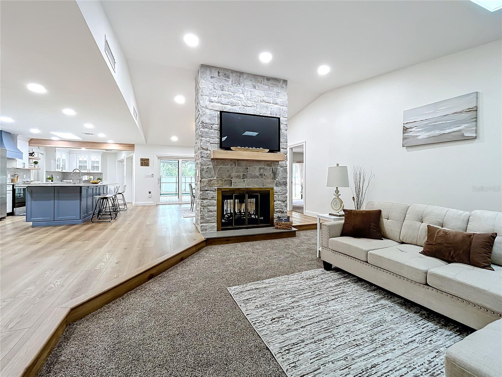3005 ENISGLEN DR, PALM HARBOR, FL, 34683
