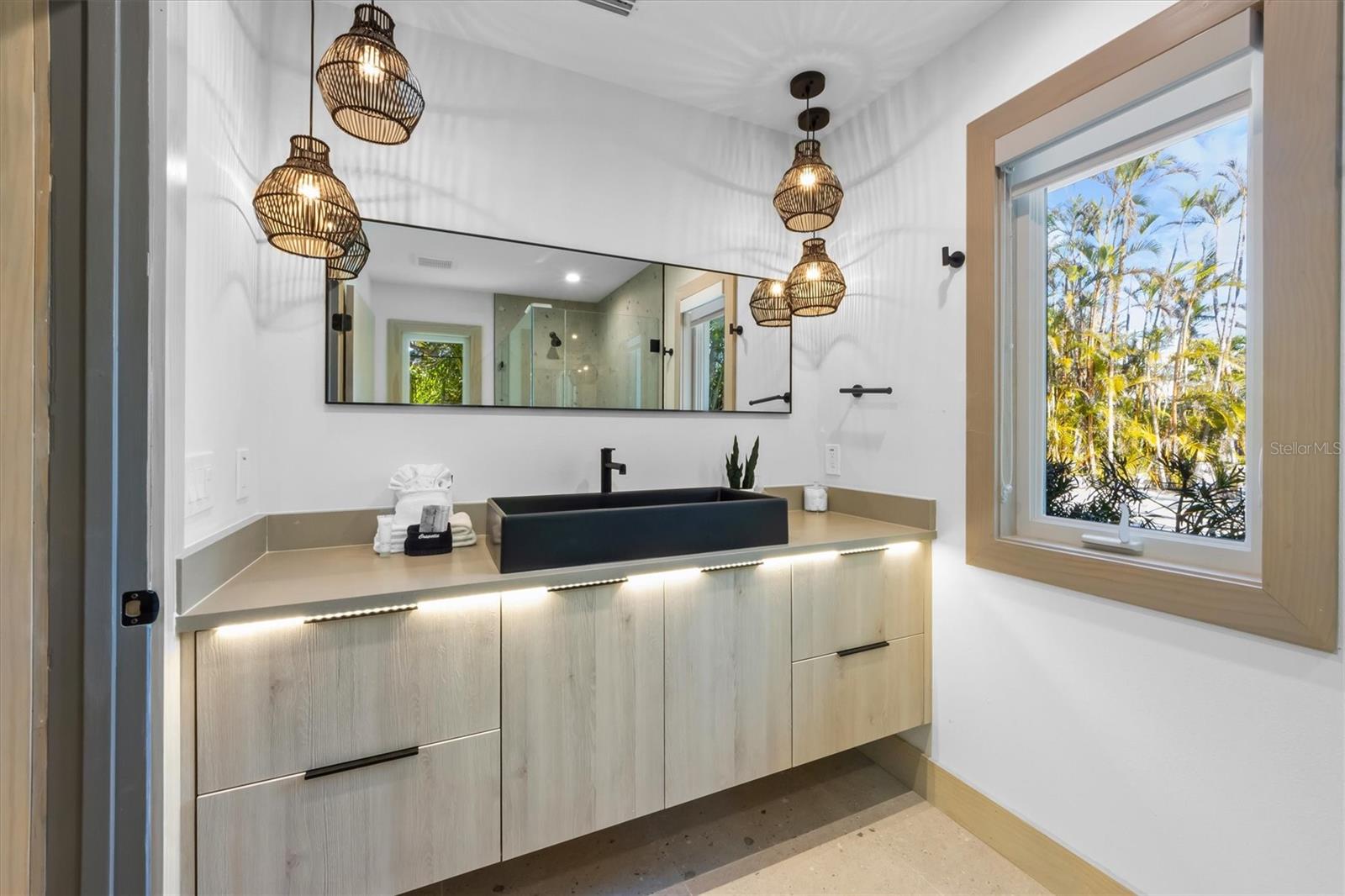 512 BAYVIEW PL, ANNA MARIA, FL, 34216