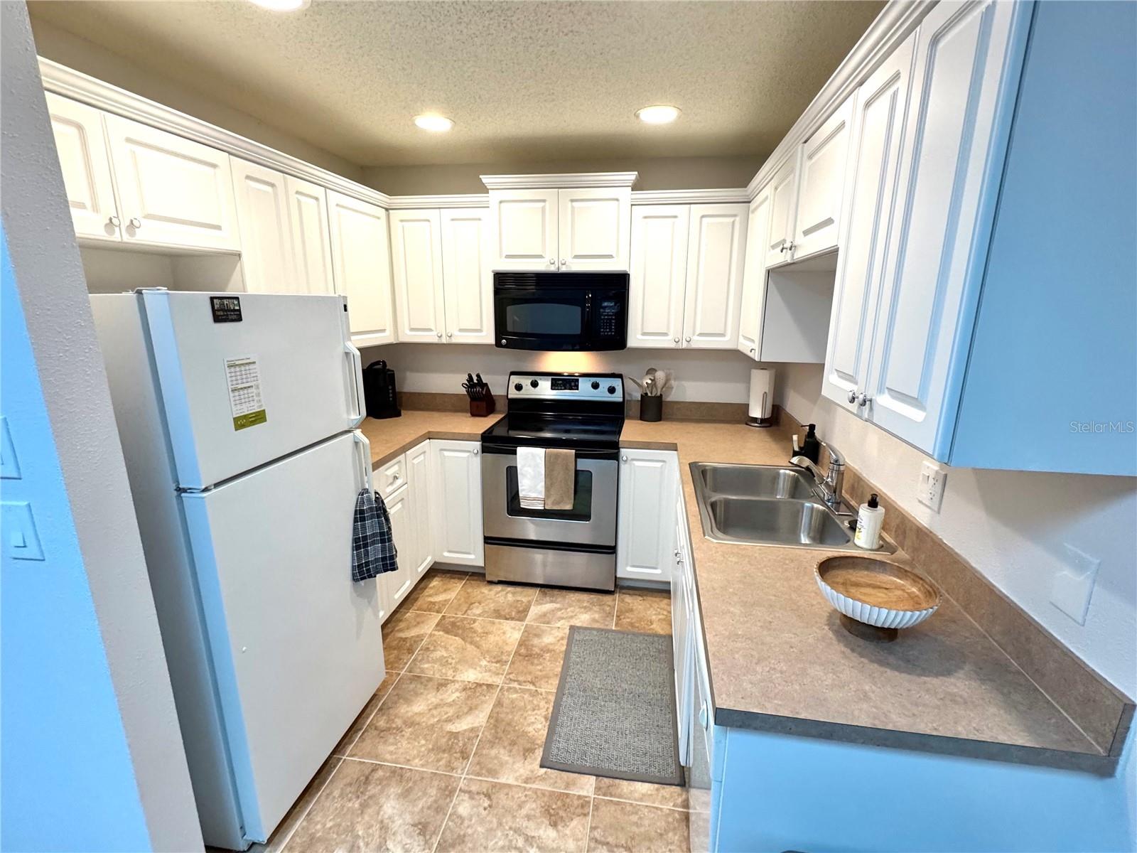 2200 SHELLY DR #C, PALM HARBOR, FL, 34684