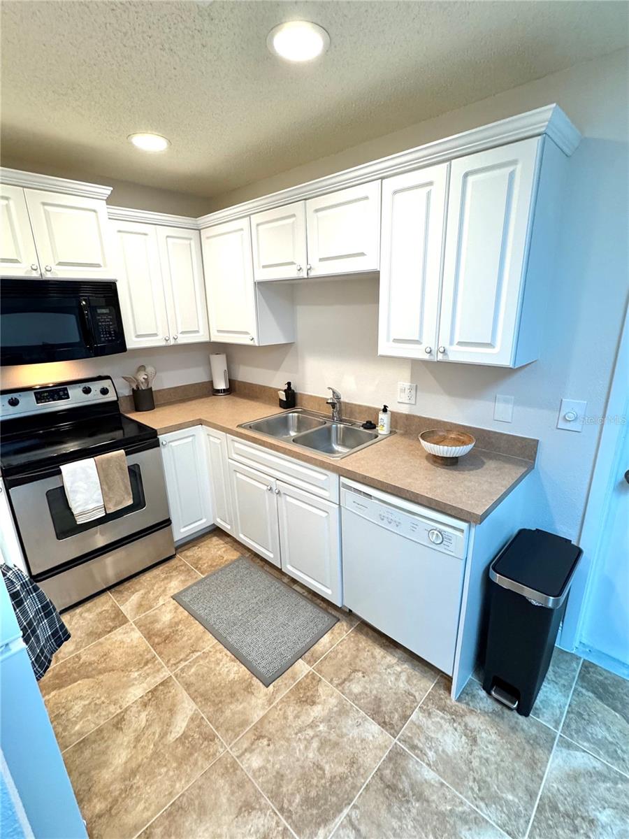 2200 SHELLY DR #C, PALM HARBOR, FL, 34684