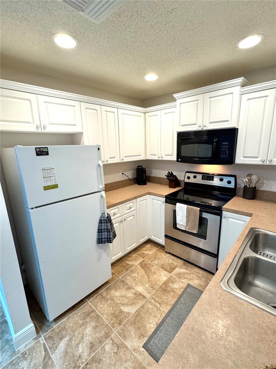2200 SHELLY DR #C, PALM HARBOR, FL, 34684