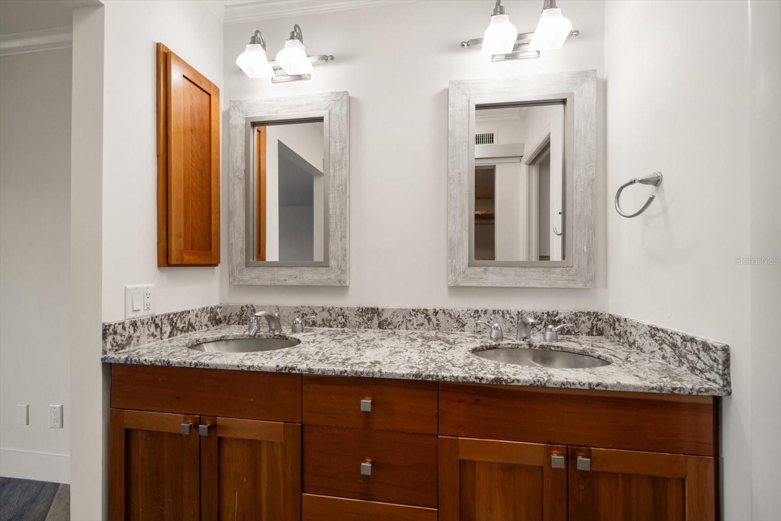 224 SKIFF PT #224, CLEARWATER BEACH, FL, 33767