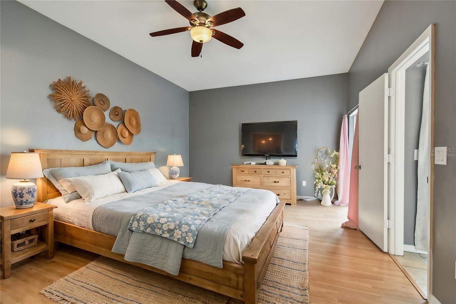 1330 MONTE LAKE DR, VALRICO, FL, 33596