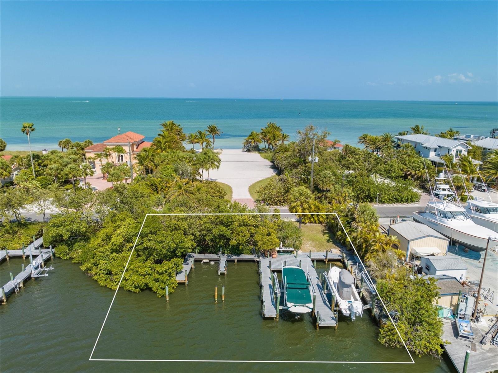 826 S BAY BLVD #A, ANNA MARIA, FL, 34216