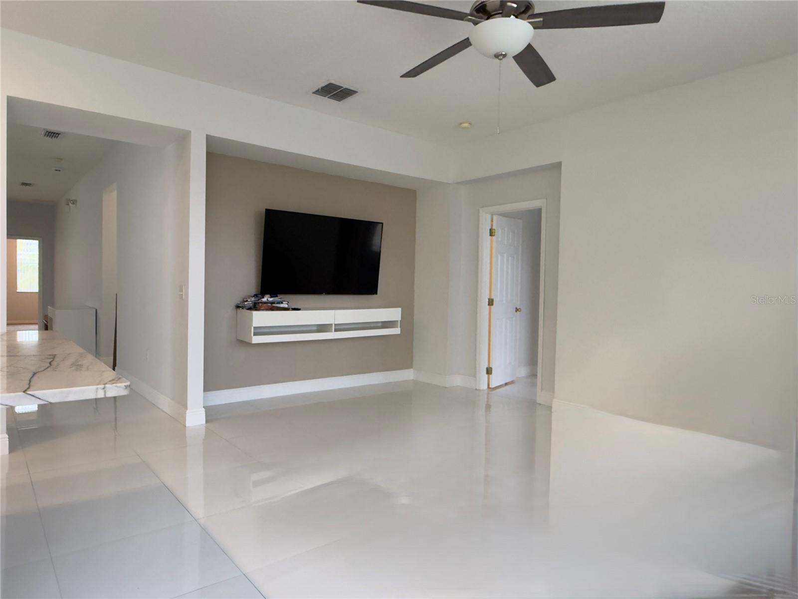 1112 PINE RIDGE DR, DAVENPORT, FL, 33896