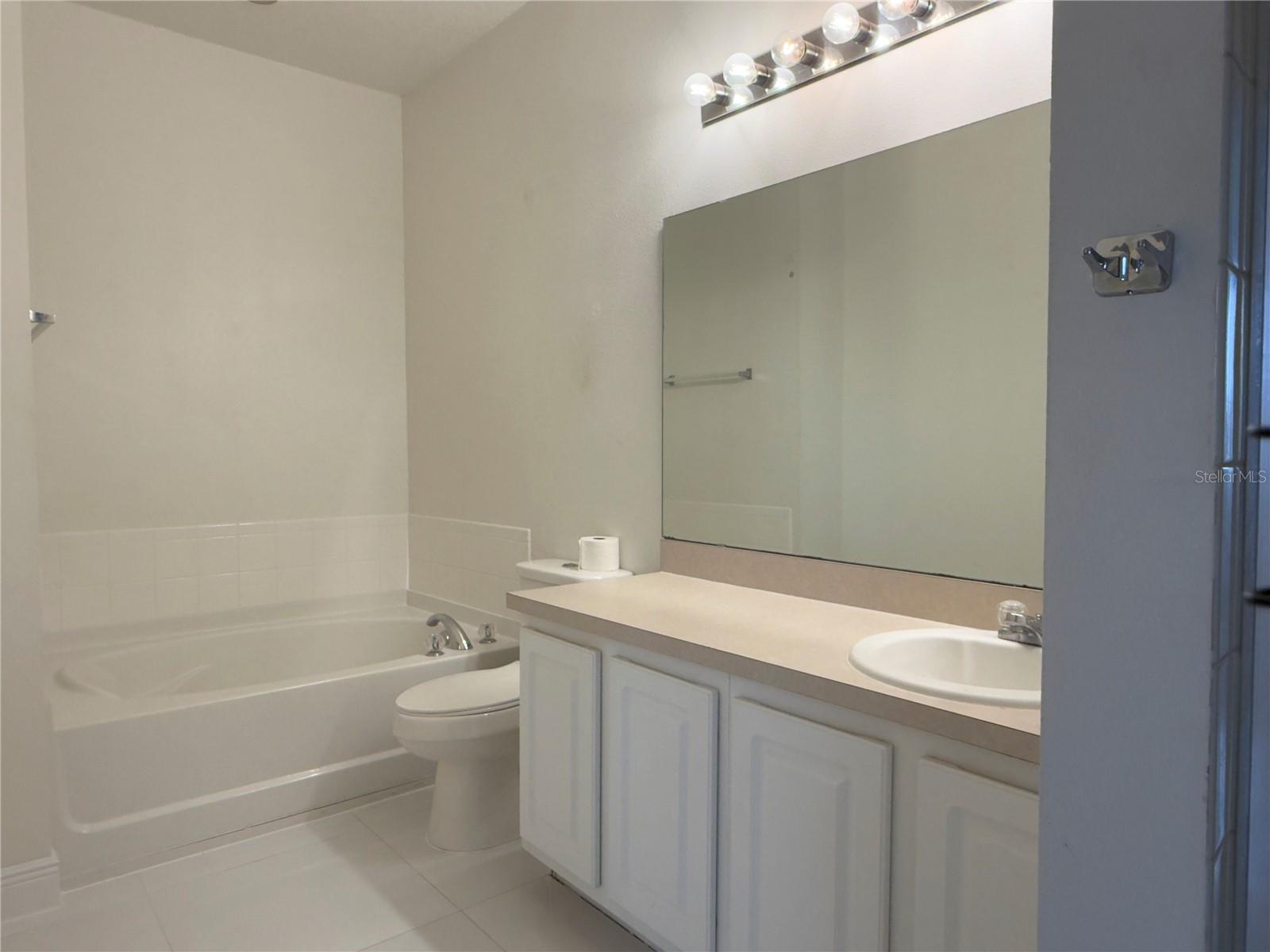 1112 PINE RIDGE DR, DAVENPORT, FL, 33896