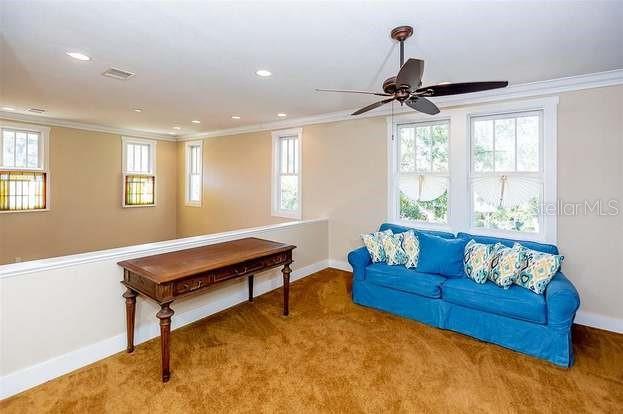 204 VIRGINIA AVE, STEINHATCHEE, FL, 32359