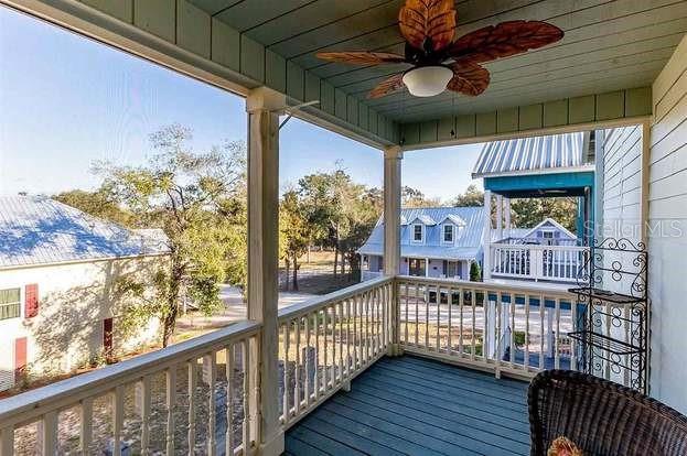 204 VIRGINIA AVE, STEINHATCHEE, FL, 32359