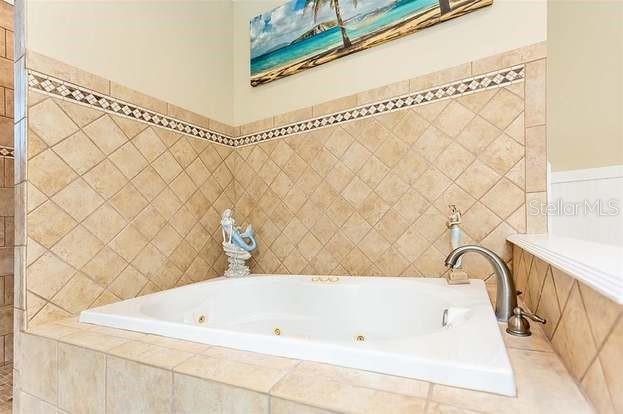 204 VIRGINIA AVE, STEINHATCHEE, FL, 32359