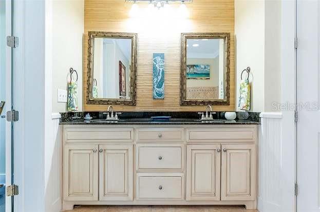 204 VIRGINIA AVE, STEINHATCHEE, FL, 32359