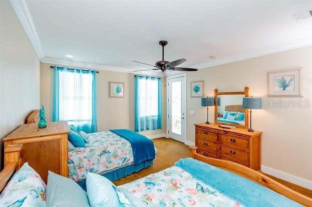 204 VIRGINIA AVE, STEINHATCHEE, FL, 32359