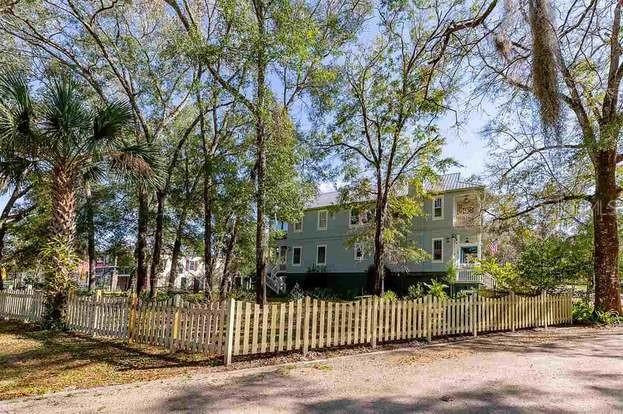 204 VIRGINIA AVE, STEINHATCHEE, FL, 32359