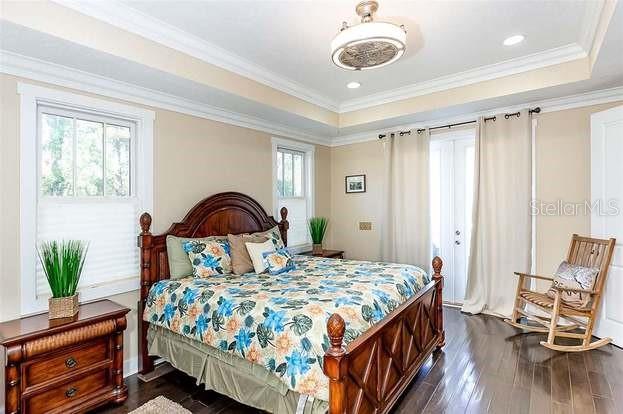 204 VIRGINIA AVE, STEINHATCHEE, FL, 32359
