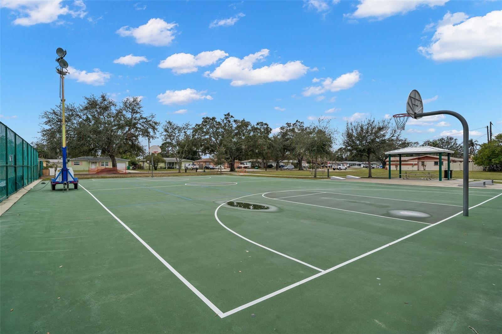 5871 49TH AVE N, KENNETH CITY, FL, 33709