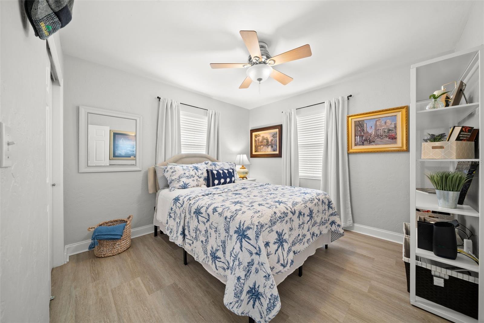 5871 49TH AVE N, KENNETH CITY, FL, 33709