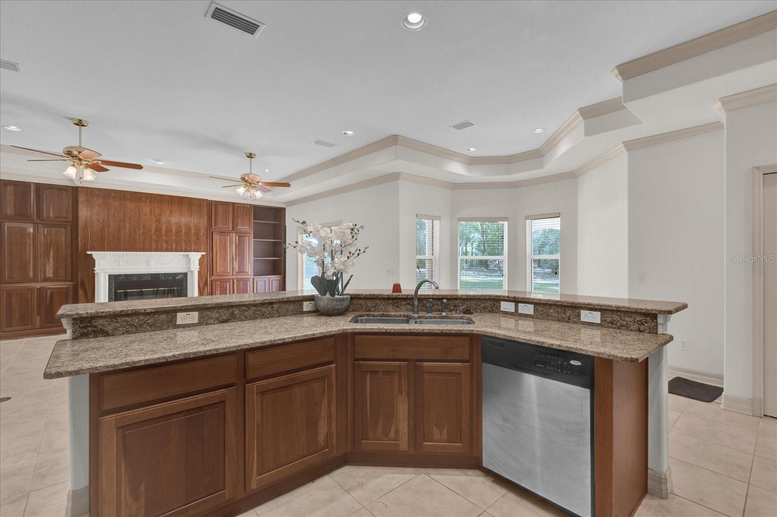 1908 S FARM RD, DELAND, FL, 32720