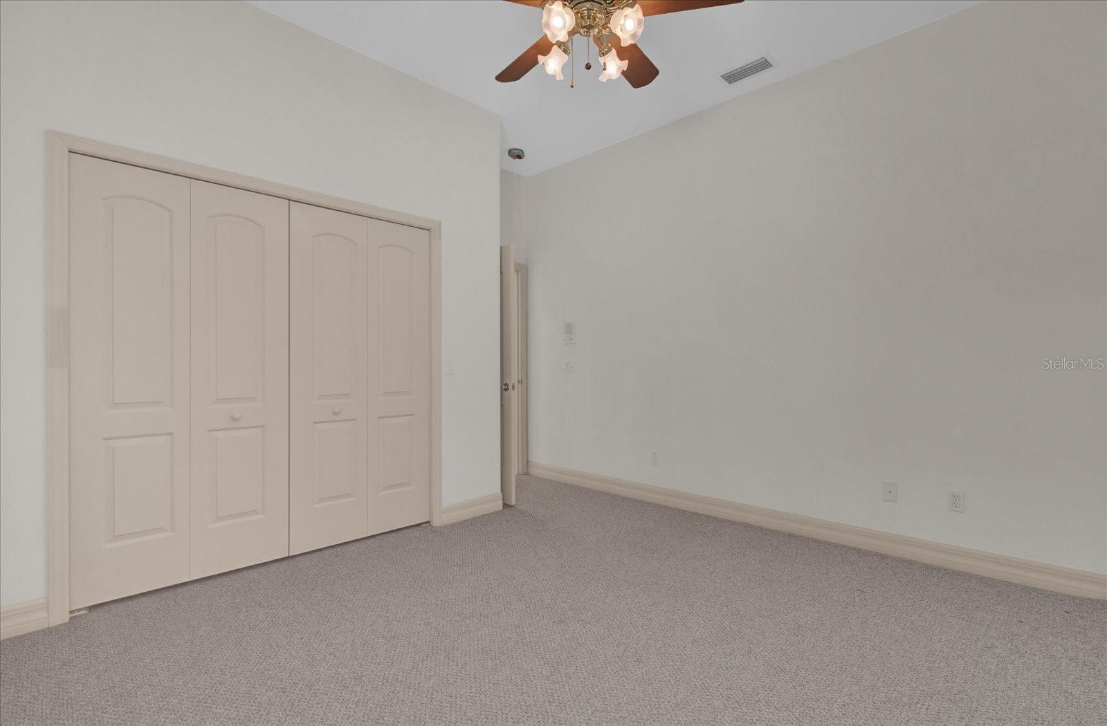 1908 S FARM RD, DELAND, FL, 32720