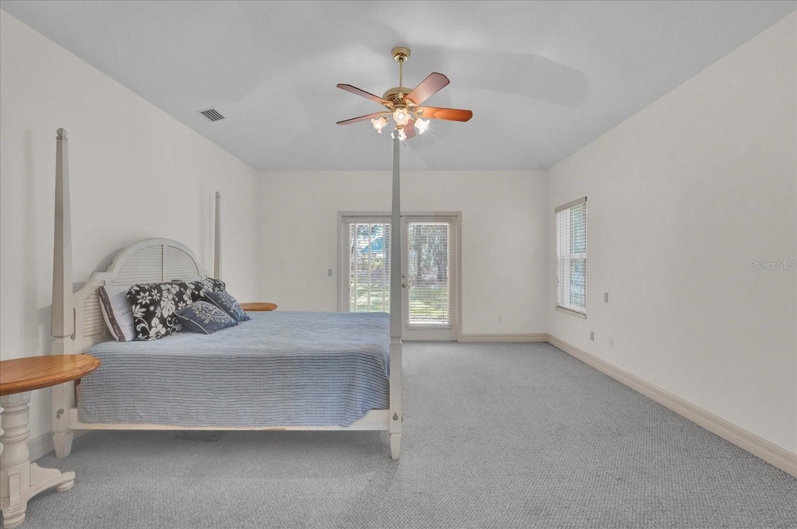 1908 S FARM RD, DELAND, FL, 32720