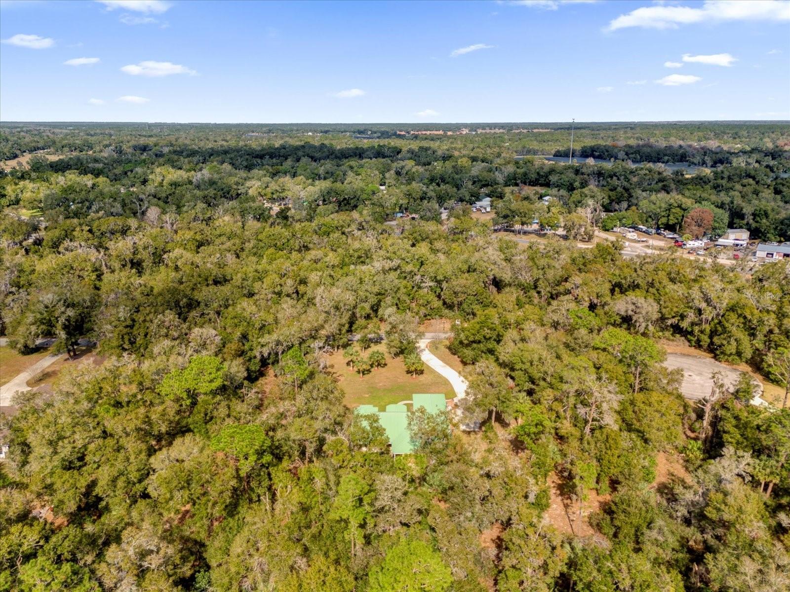 1908 S FARM RD, DELAND, FL, 32720