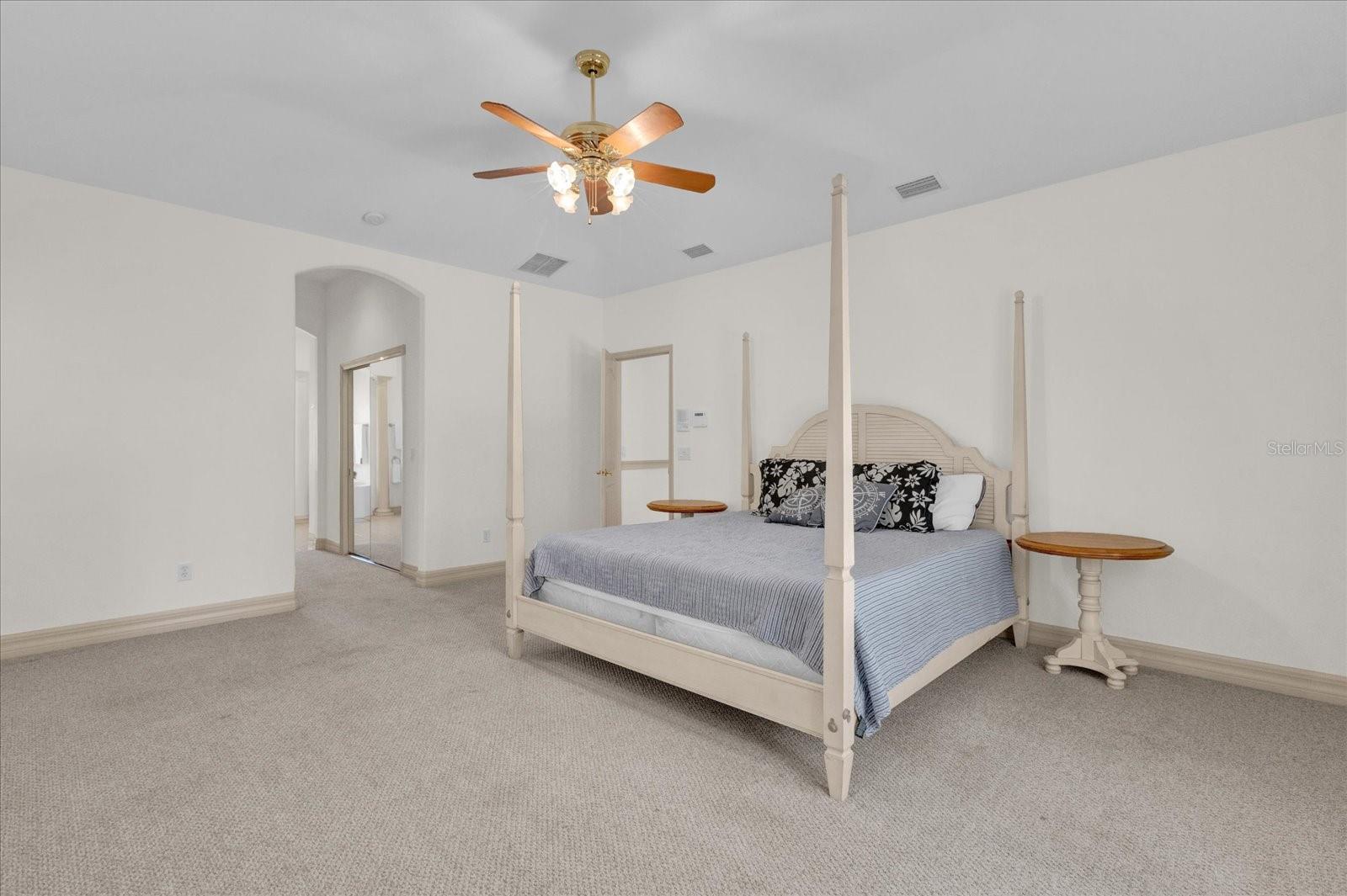 1908 S FARM RD, DELAND, FL, 32720