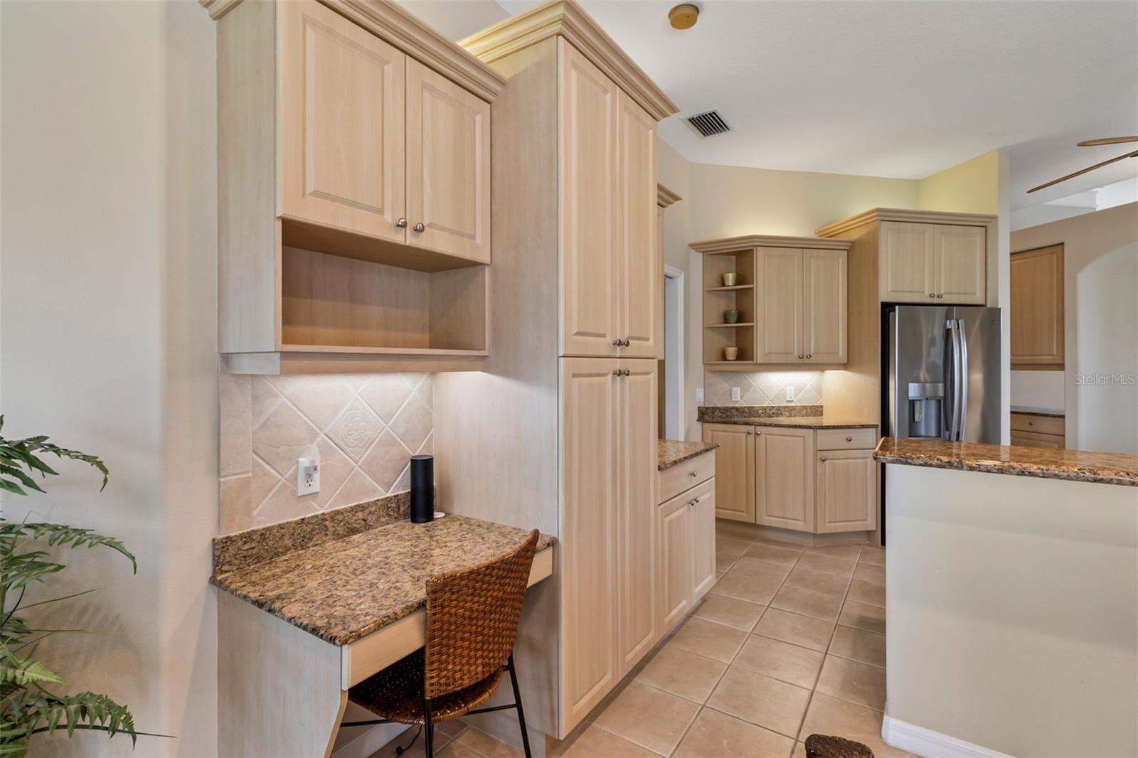 2115 CALUSA LAKES BLVD, NOKOMIS, FL, 34275