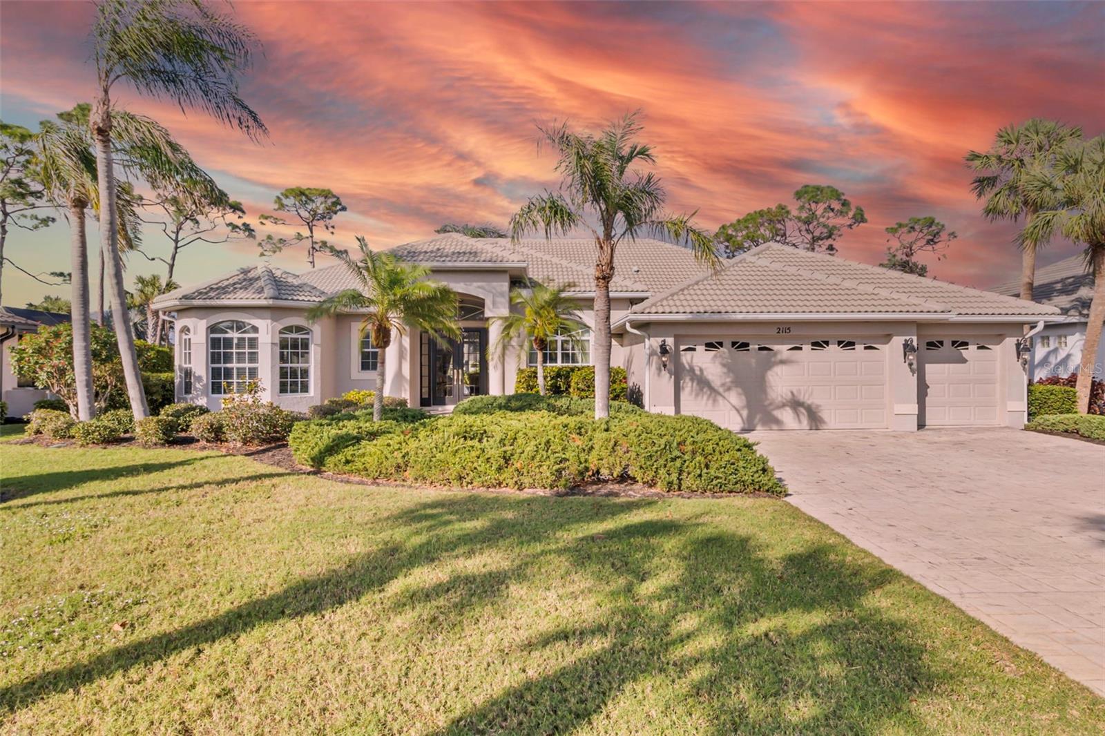 2115 CALUSA LAKES BLVD, NOKOMIS, FL, 34275