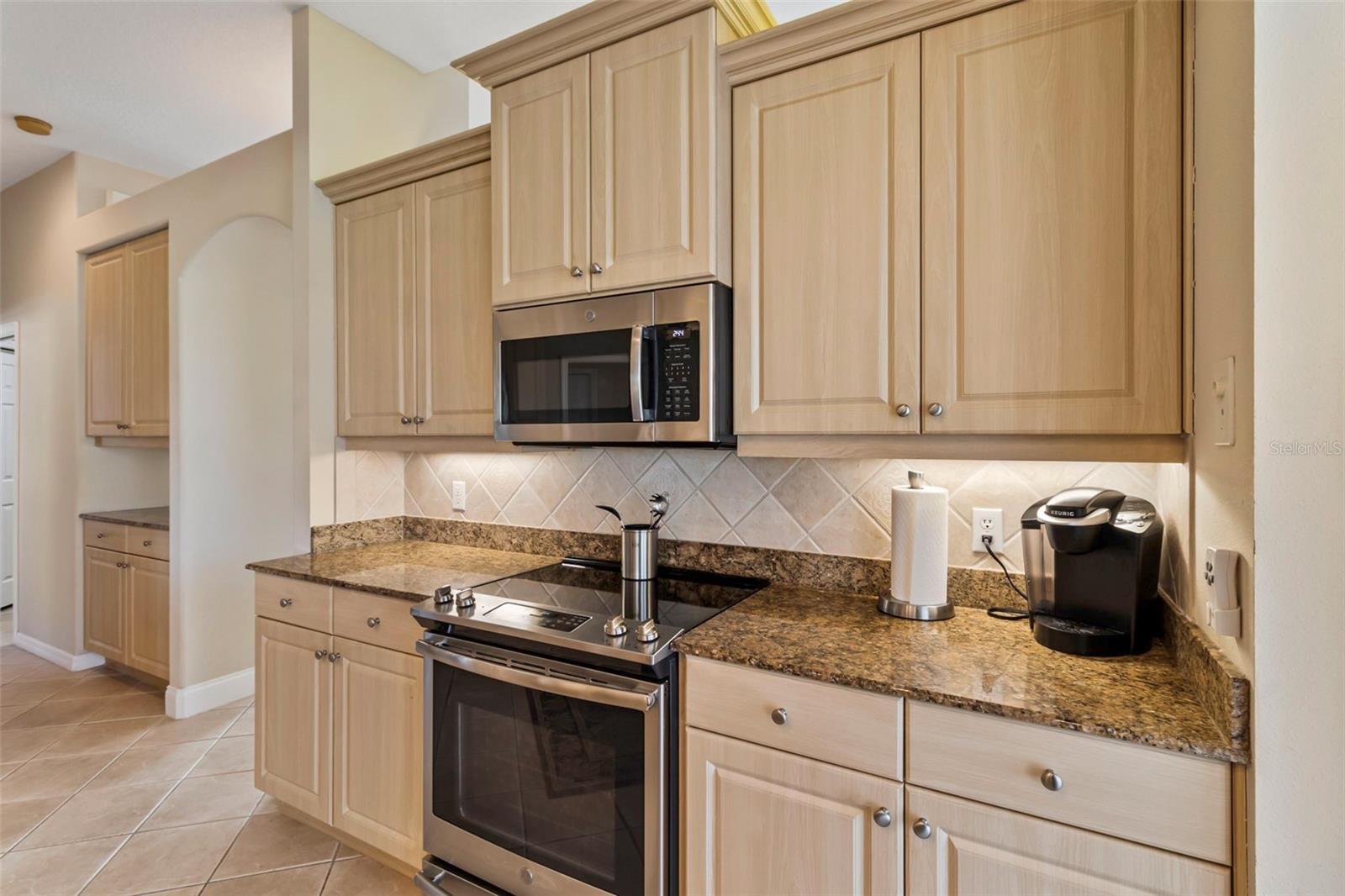 2115 CALUSA LAKES BLVD, NOKOMIS, FL, 34275