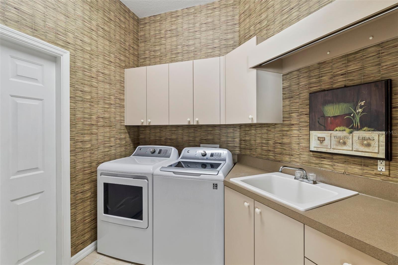 2115 CALUSA LAKES BLVD, NOKOMIS, FL, 34275