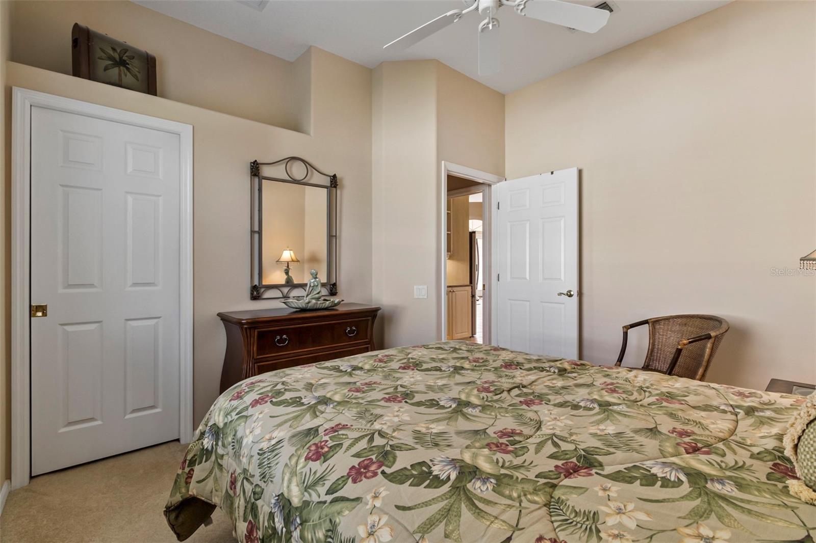 2115 CALUSA LAKES BLVD, NOKOMIS, FL, 34275