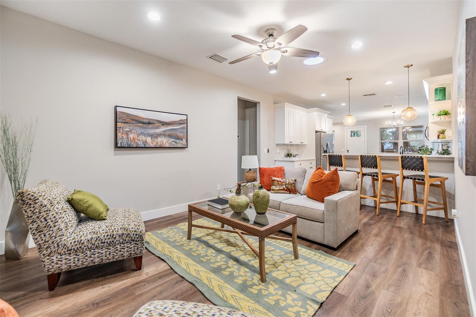 1210 E MOHAWK AVE, TAMPA, FL, 33604