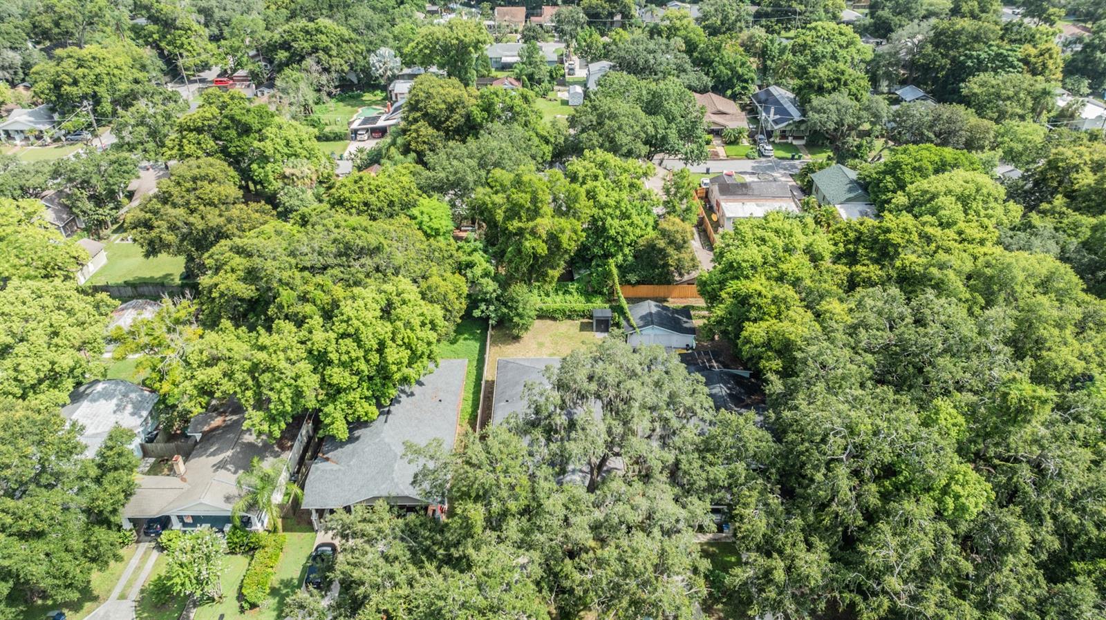 1210 E MOHAWK AVE, TAMPA, FL, 33604