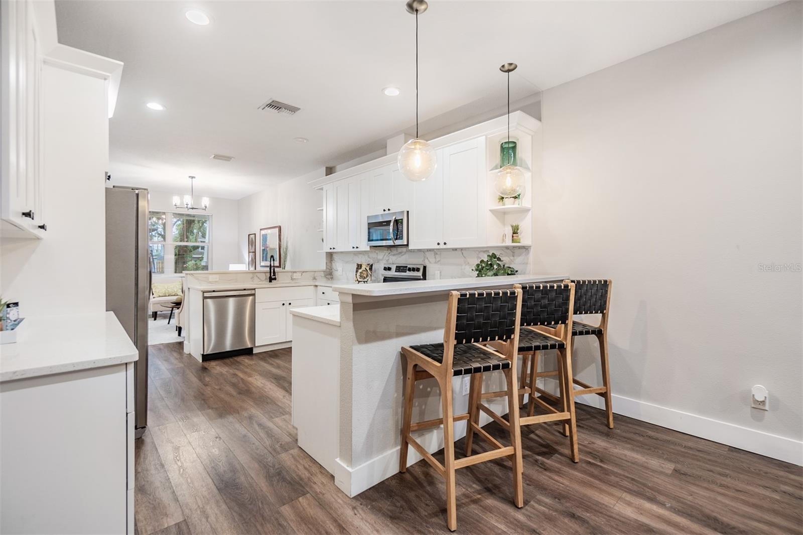 1210 E MOHAWK AVE, TAMPA, FL, 33604