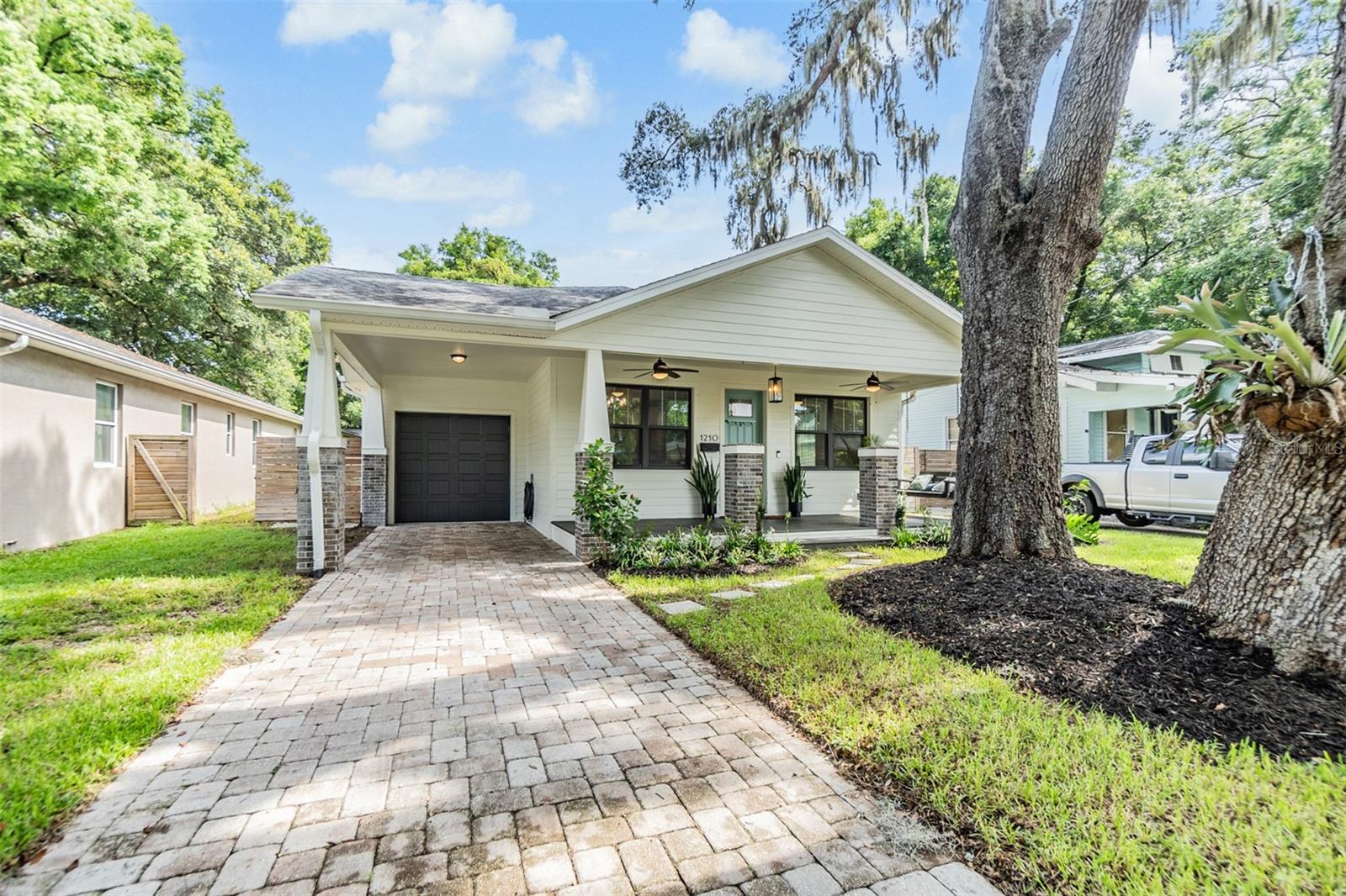 1210 E MOHAWK AVE, TAMPA, FL, 33604