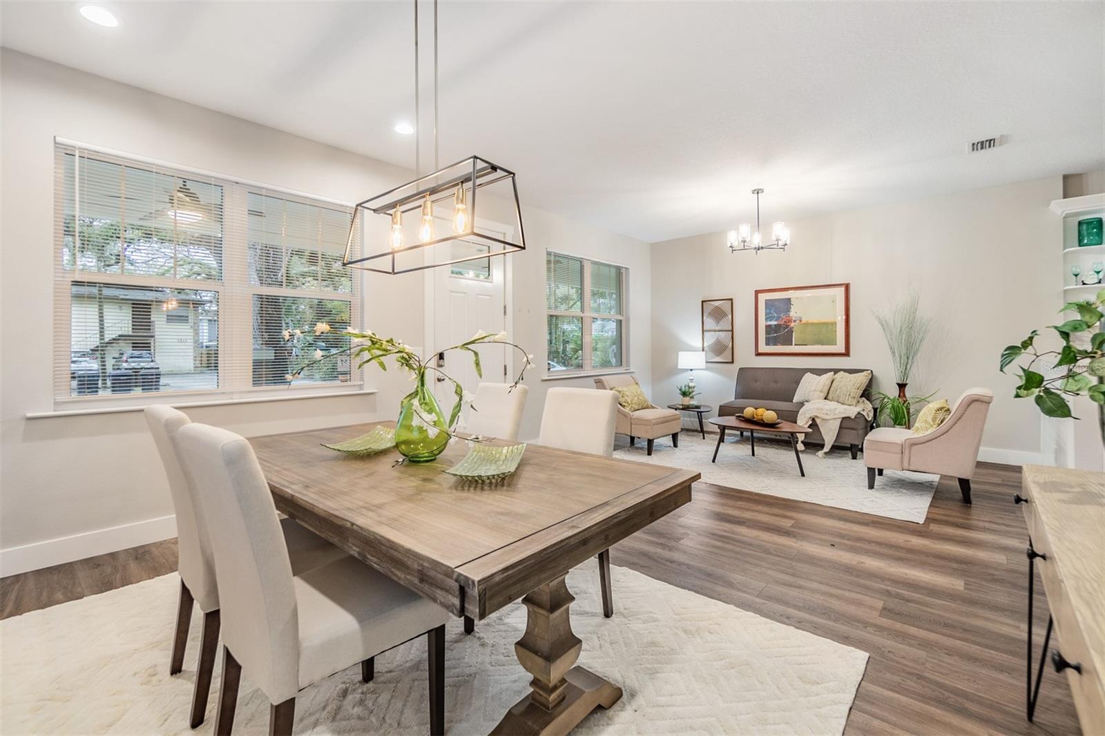 1210 E MOHAWK AVE, TAMPA, FL, 33604