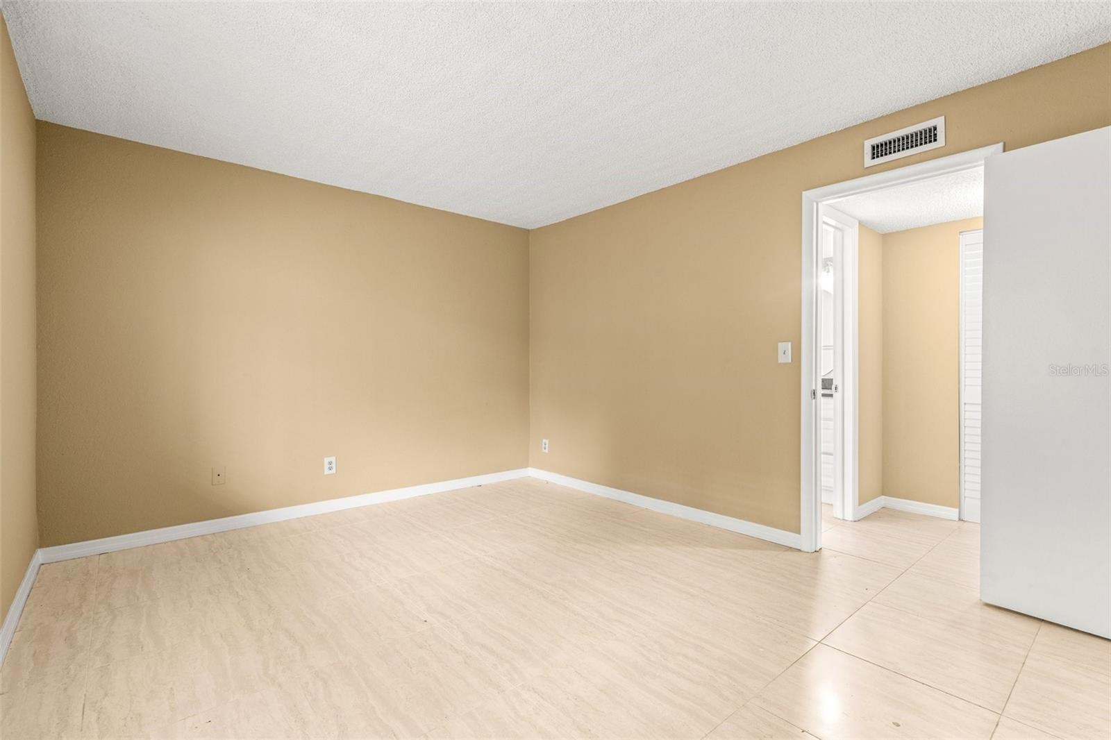 7510 PRESLEY PL #98, TAMPA, FL, 33617