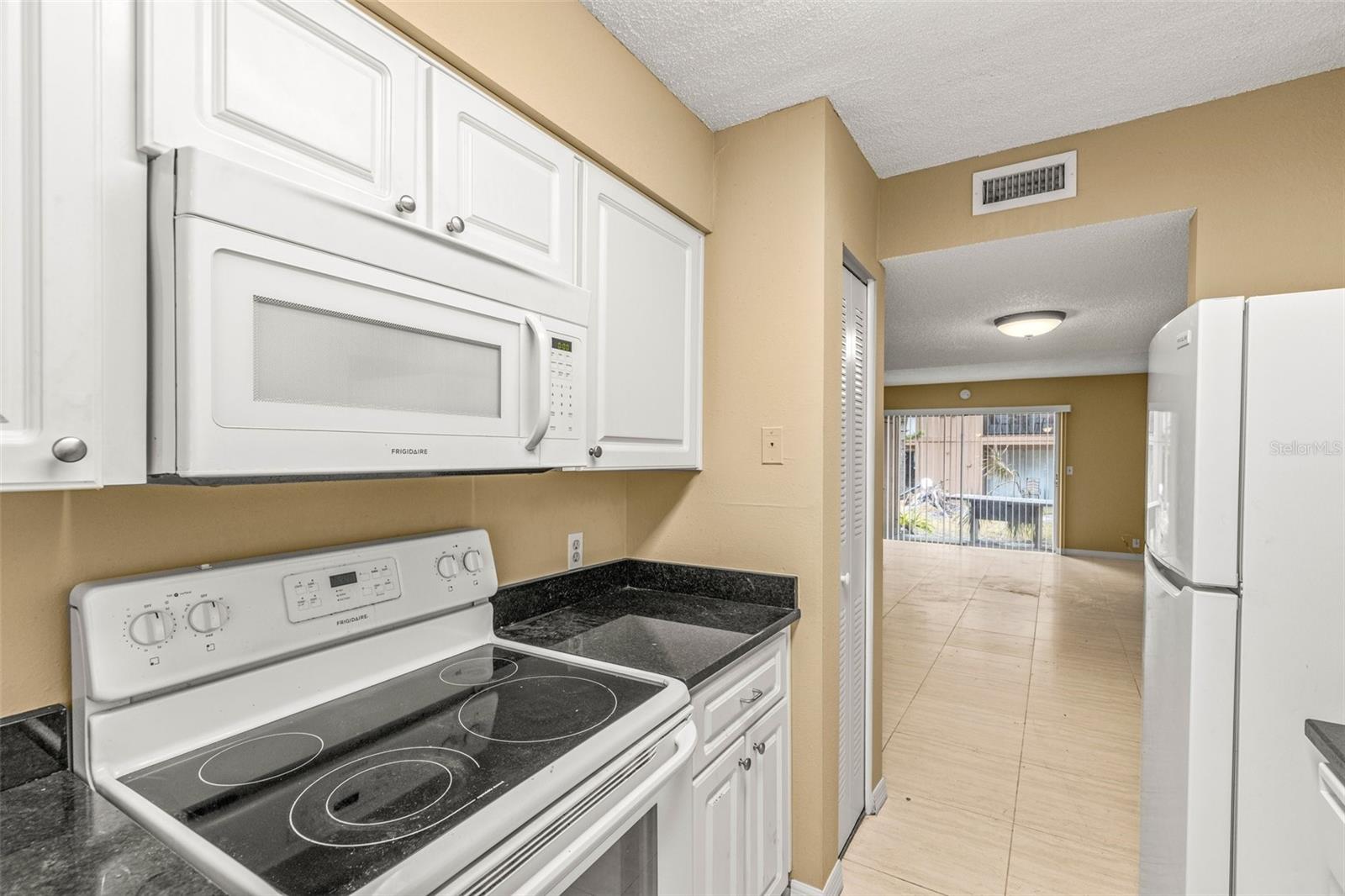 7510 PRESLEY PL #98, TAMPA, FL, 33617