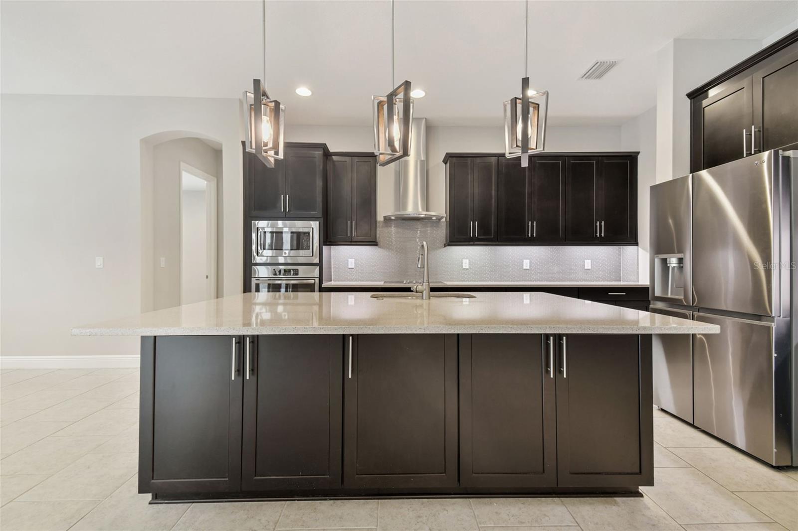 10825 CHARMWOOD DR, RIVERVIEW, FL, 33569