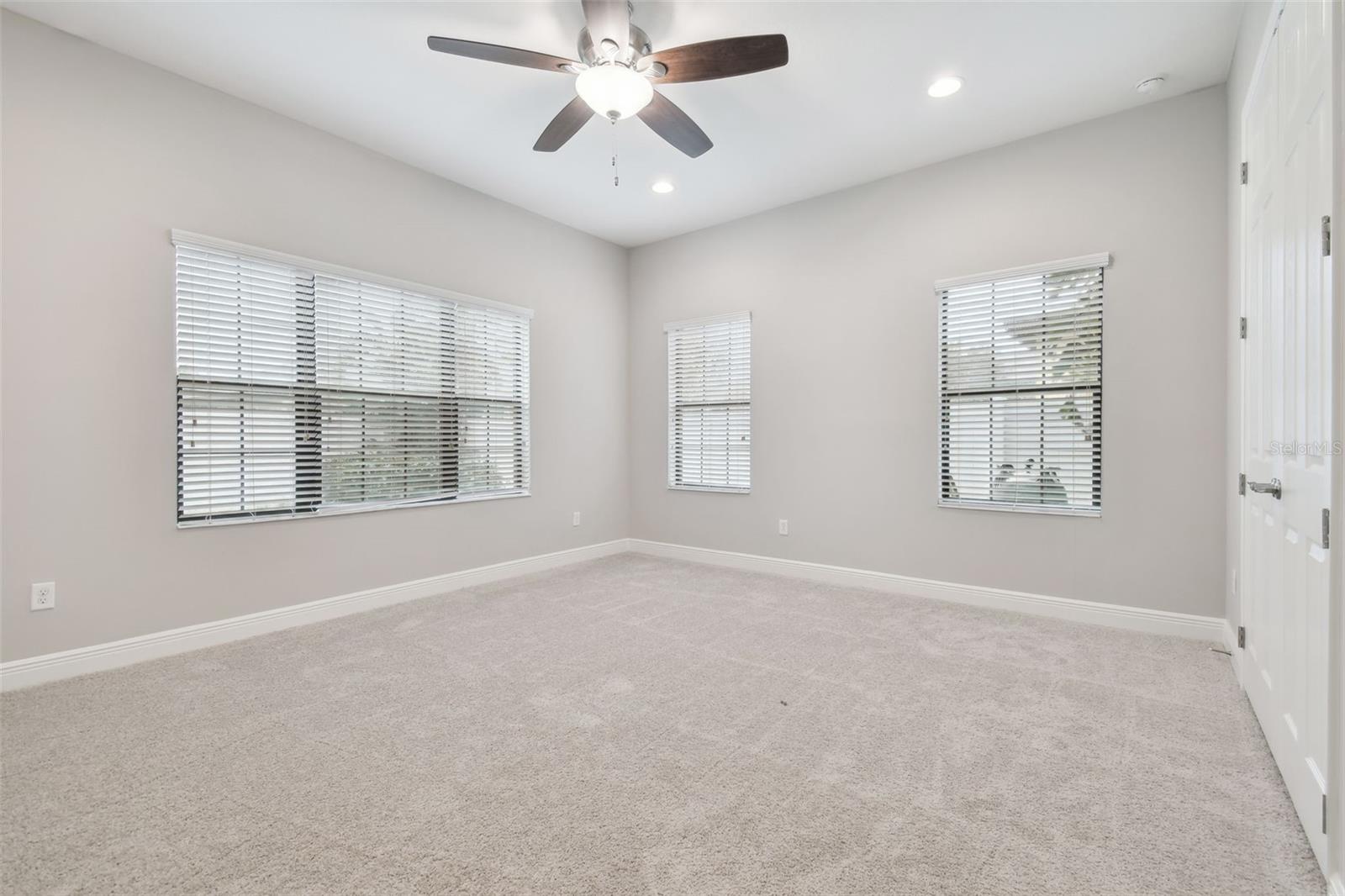 10825 CHARMWOOD DR, RIVERVIEW, FL, 33569