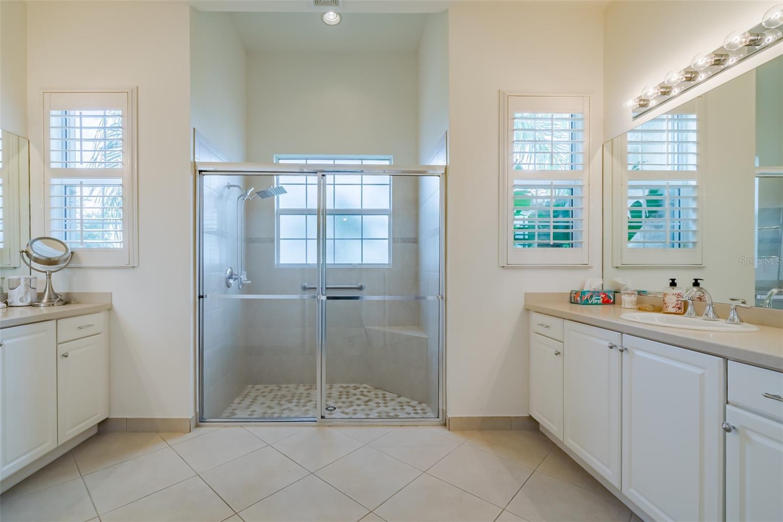 16213 DIAMOND BAY DR, WIMAUMA, FL, 33598