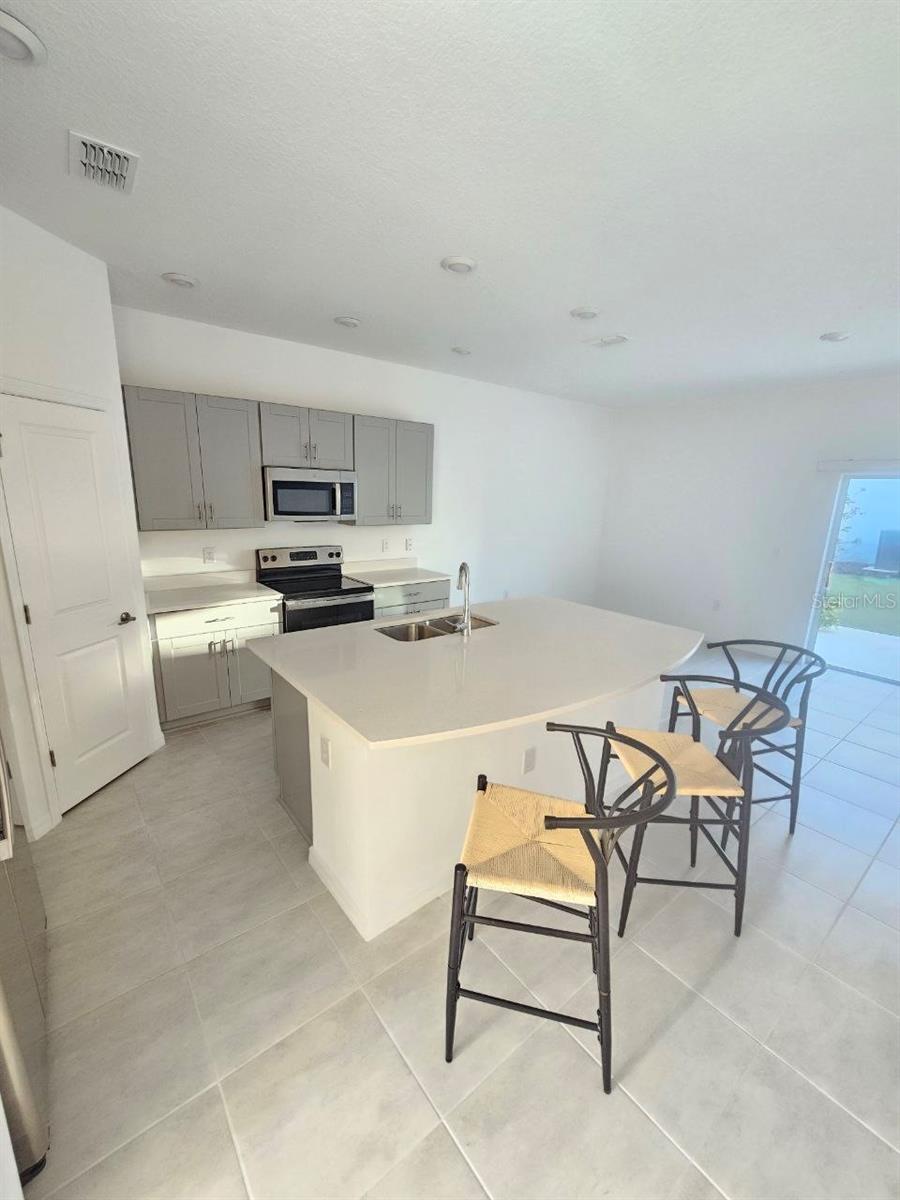2711 PUFFIN, DAVENPORT, FL, 33837