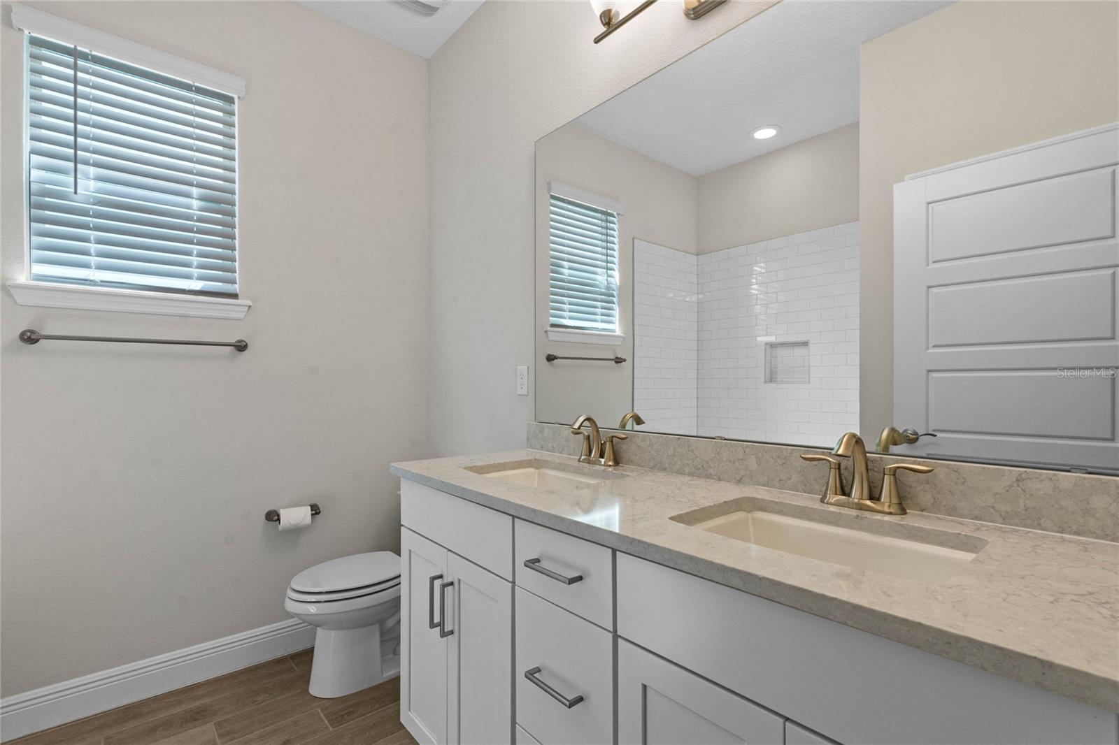 9693 LOST CREEK DR, WINTER GARDEN, FL, 34787