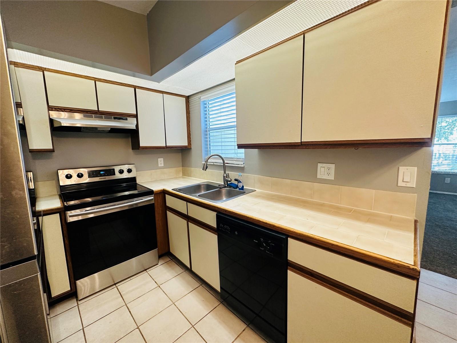 1727 HAMPTON LN #0408, PALM HARBOR, FL, 34683