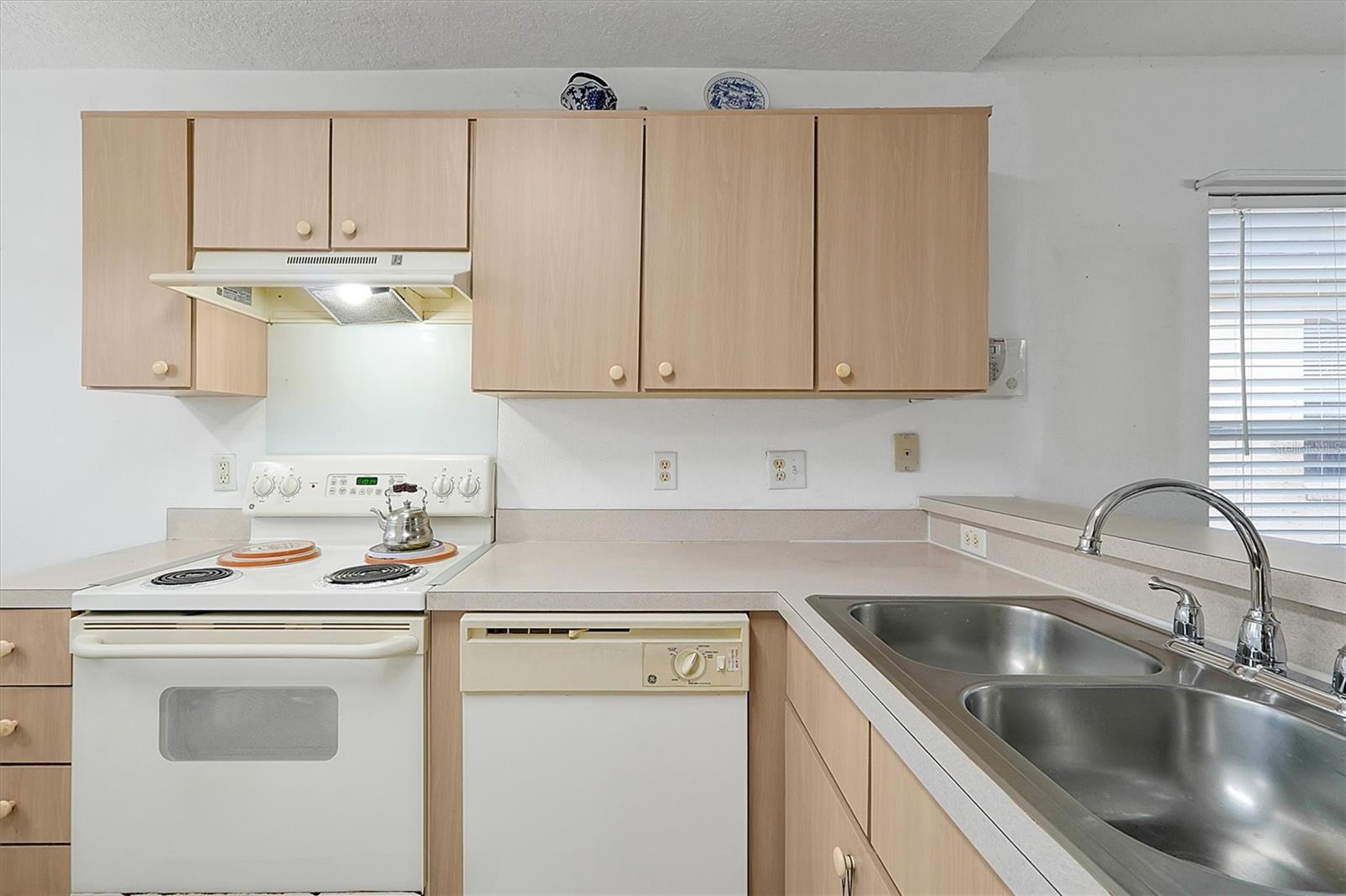 7872 NIAGARA FALLS CT, ORLANDO, FL, 32825