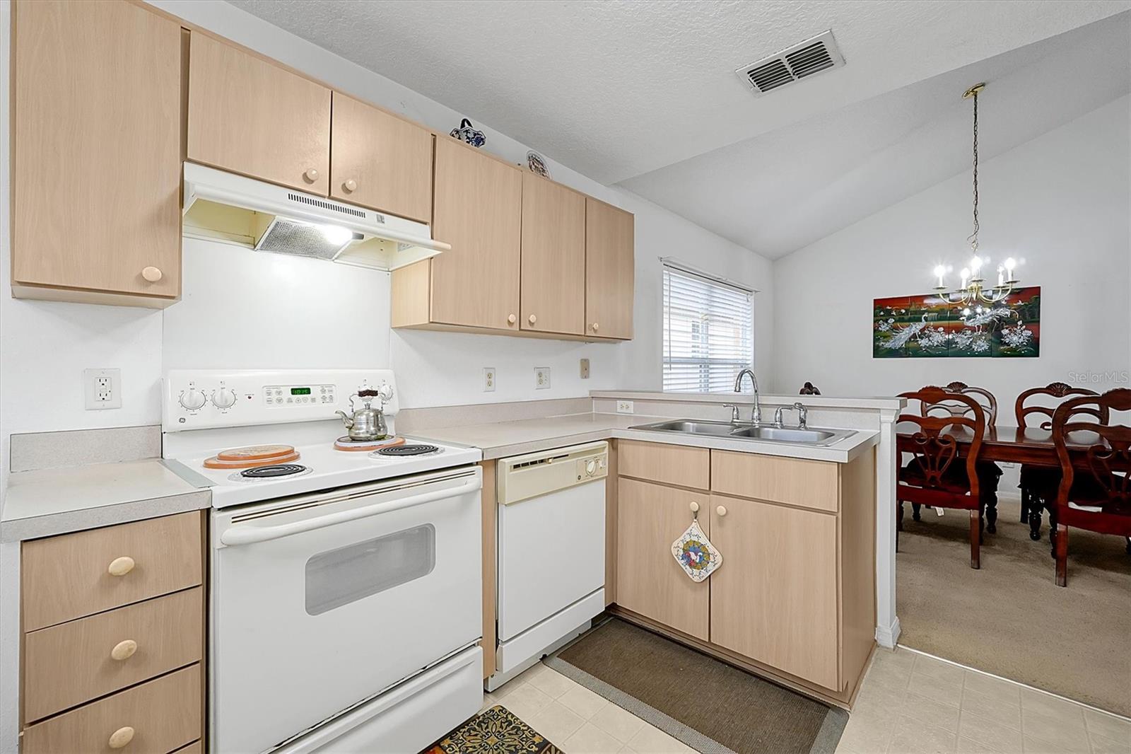 7872 NIAGARA FALLS CT, ORLANDO, FL, 32825